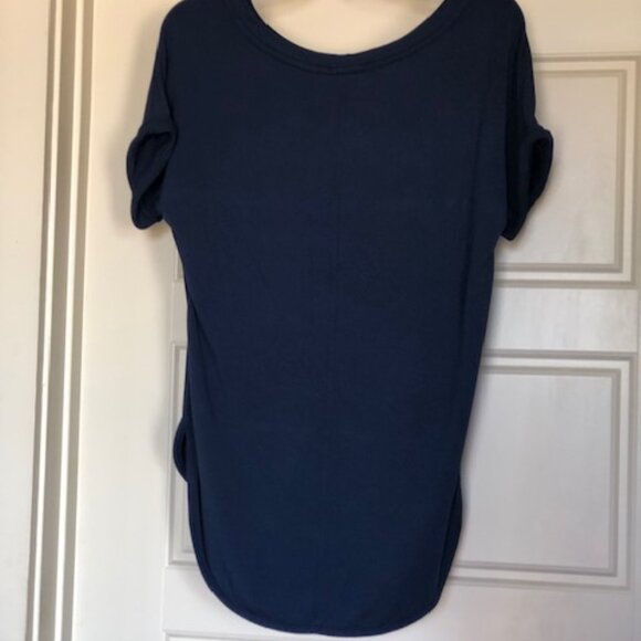 Woman's Navy Top - XS - Picture 2 of 6